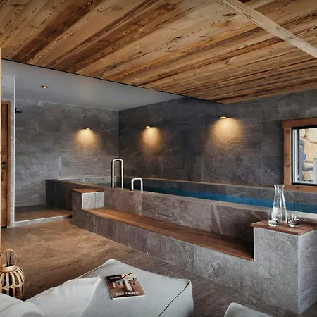 1786 - Ovo Network Chalet